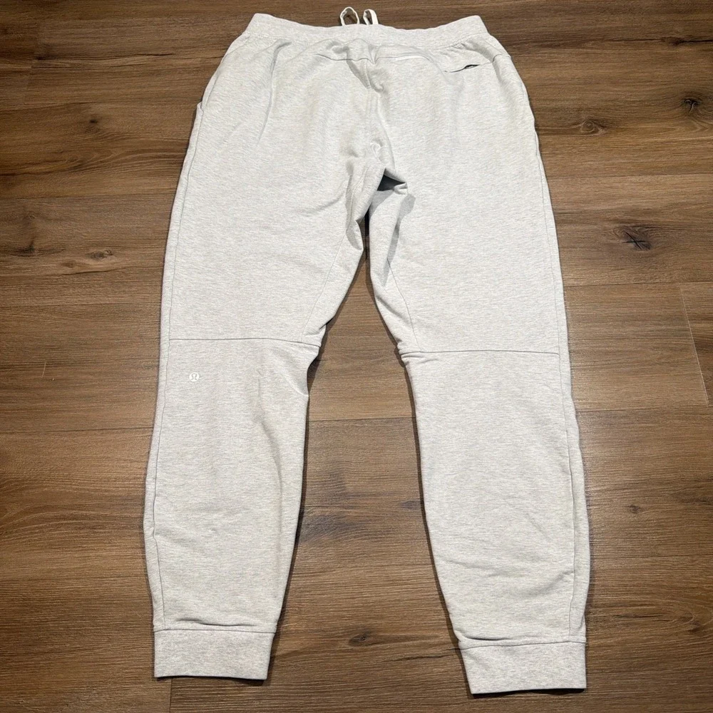 lululemon athletica great shape